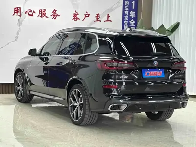 BMW X5 2022, 45000 км, за 416000 CNY