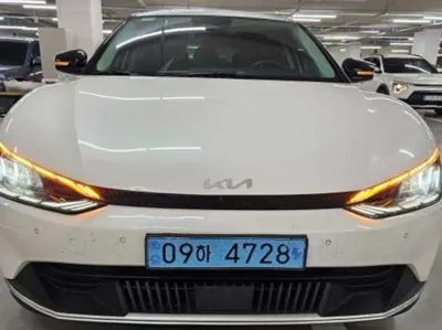 Kia EV6 · 2023 год