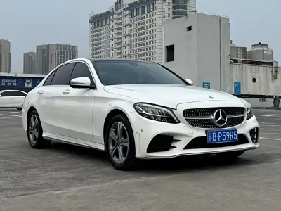 Mercedes-Benz C-Class 2021, 42000 км, за 138000 CNY