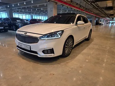 Kia K7 · 2017 год