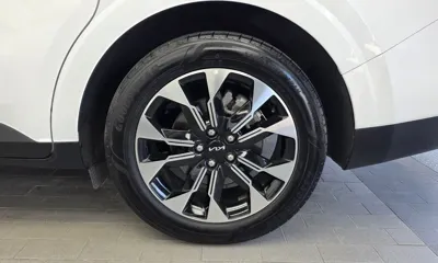 Kia Canival 2023, 100345 км, за 22200000 KRW - фото 21