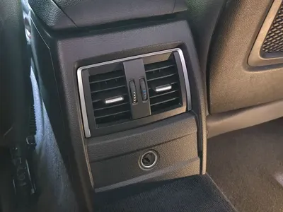 BMW 3 Series 2017, 122000 км, за 66000 CNY - фото 16