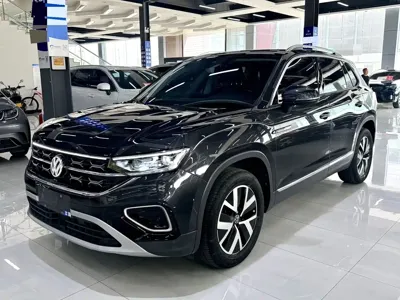 Volkswagen Tayron · 2023 год