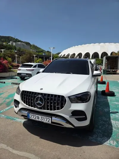 Mercedes-Benz GLE-Class · 2026 год
