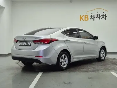 Hyundai Avante 2014, 155481 км, за 3850000 KRW