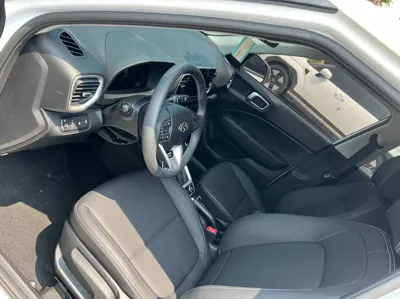 Hyundai Venue 2025, 15000 км, за 20160000 KRW - фото 6