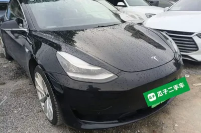 Tesla Model 3 2019, 82100 км, за 114817.7 CNY - фото 3