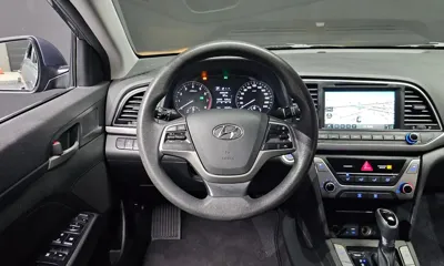 Hyundai Avante 2017, 95880 км, за 9500000 KRW - фото 12