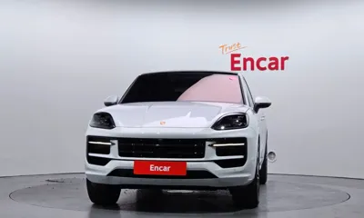 Porsche Cayenne 2025, 12667 км, за 99990000 KRW