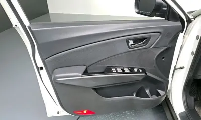 KG_Mobility_Ssangyong TIBOLI 2017, 106857 км, за 8800000 KRW - фото 24