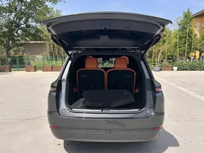 Li Auto Li L9 2023, 43000 км, за 208000 CNY