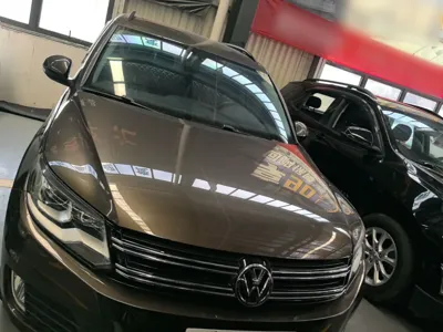Volkswagen Tiguan 2016, 122500 км, за 57293.29 CNY