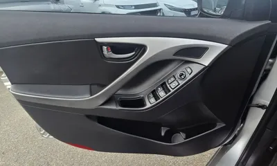 Hyundai Avante 2015, 68035 км, за 7900000 KRW - фото 15