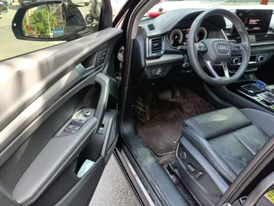 Audi Q5L 2022, 40599 км, за 225529.43 CNY - фото 17