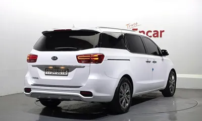 Kia Canival 2020, 118251 км, за 16990000 KRW