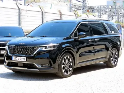 Kia Canival · 2023 год