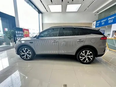 BYD Tang New Energy 2025, 1300 км, за 139800 CNY - фото 10