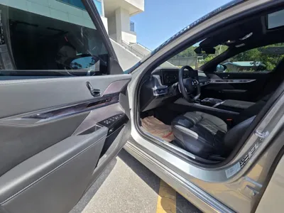 BMW 7-Series 2024, 45613 км, за 98900000 KRW - фото 8