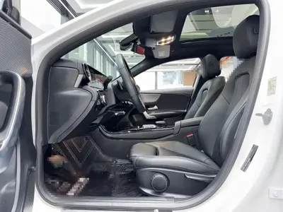 Mercedes-Benz A-Class 2021, 59000 км, за 69900 CNY