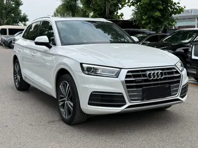 Audi Q5L 2021, 32000 км, за 160000 CNY