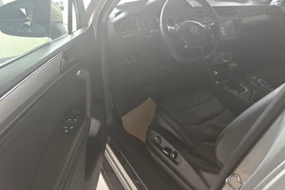 Volkswagen Tiguan L 2018, 149300 км, за 80453.97 CNY - фото 18