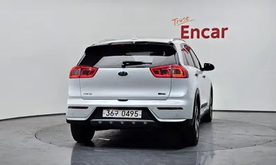 Kia Niro 2017, 180288 км, за 5047.57 USD