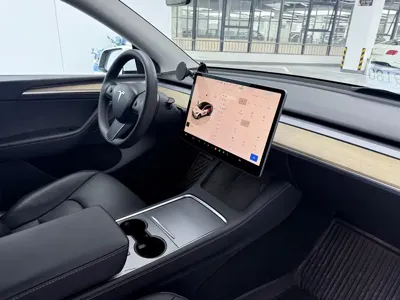 Tesla Model Y 2022, 50000 км, за 97000 CNY - фото 8