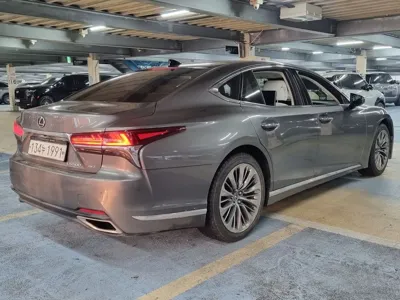 Lexus LS 2020, 54000 км, за 66500000 KRW
