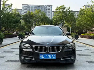 BMW 5 Series 2015, 130000 км, за 66000 CNY