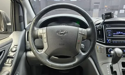 Hyundai Starex 2018, 56984 км, за 12300000 KRW - фото 13