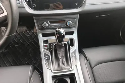 Geely Auto Emgrand 2019, 29900 км, за 44139.5 CNY - фото 16