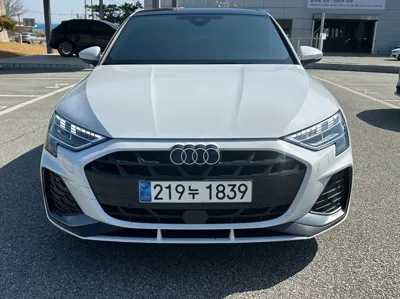 Audi A3 2025, 32500 км, за 30000000 KRW - фото 3