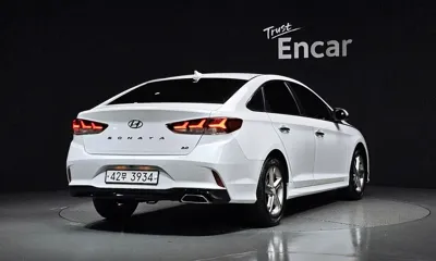 Hyundai Sonata 2019, 79235 км, за 11900000 KRW