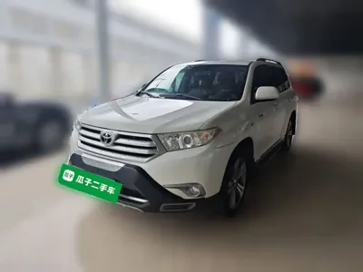 Toyota Highlander · 2014 год
