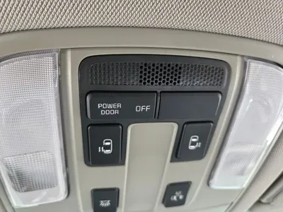 Kia Canival 2020, 126858 км, за 14300000 KRW - фото 16