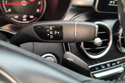 Mercedes-Benz C-Class 2017, 110700 км, за 85572.84 CNY - фото 14