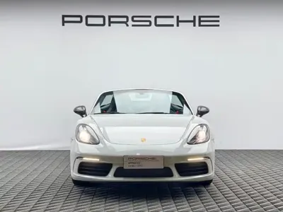 Porsche 718 2021, 18000 км, за 398000 CNY