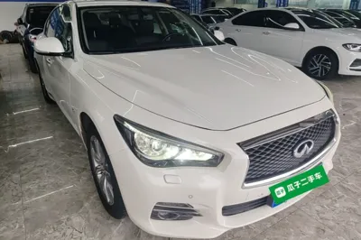 Infiniti Q50L 2015, 107899 км, за 50991.57 CNY