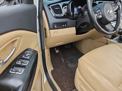 Kia Canival 2015, 224609 км, за 6500000 KRW - фото 15
