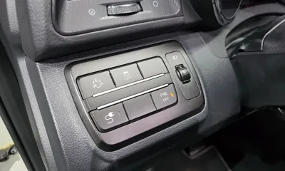 KG_Mobility_Ssangyong TIBOLI 2017, 95678 км, за 7900000 KRW - фото 12