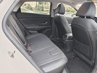 Hyundai Elantra 2022, 50000 км, за 59900 CNY - фото 17