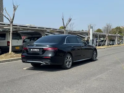 Mercedes-Benz E-Class 2023, 70000 км, за 260000 CNY