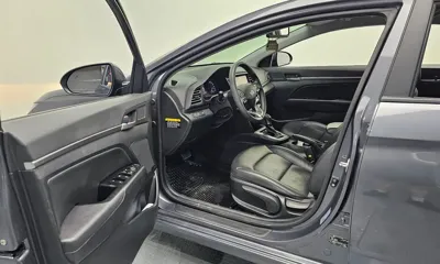 Hyundai Avante 2019, 54979 км, за 12900000 KRW - фото 10