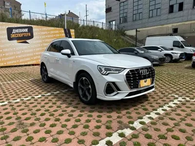 Audi Q3 · 2022 год