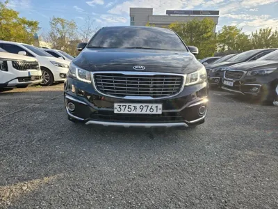 Kia Canival · 2018 год