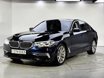BMW 5-Series · 2020 год