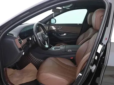 Mercedes-Benz S-Class 2021, 64000 км, за 388000 CNY