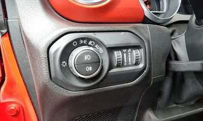 Jeep Wrangler 2019, 39080 км, за 57000000 KRW - фото 30