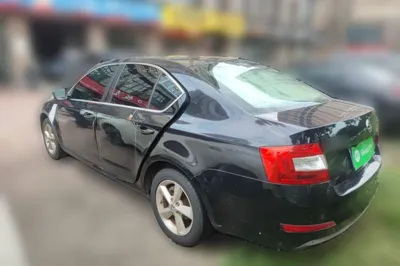 Skoda Octavia 2015, 184899 км, за 25071.4 CNY
