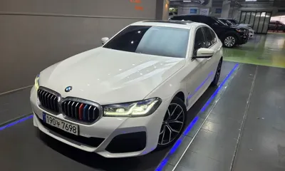BMW 5-Series · 2021 год